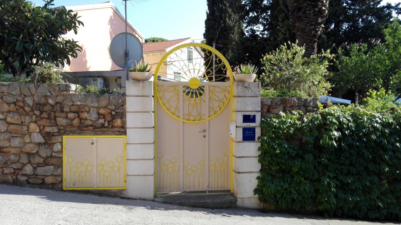 Apartments Veli Lošinj Kültér fotó