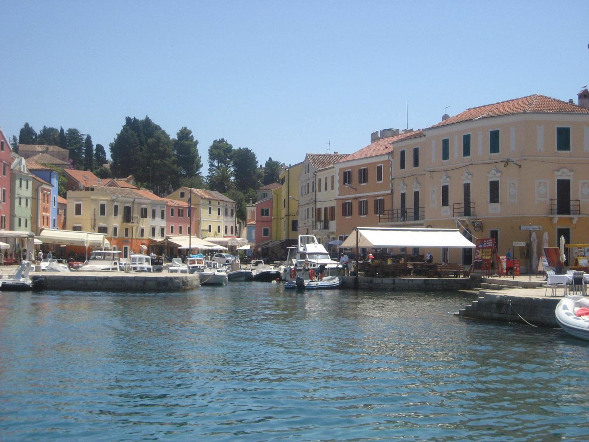 Apartments Veli Lošinj Kültér fotó